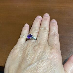 .925 Sterling Silver with Amethyst gemstone from Africa. Side 5